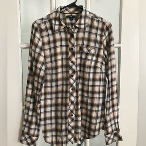 GAP Plaid Buttondown Shirt